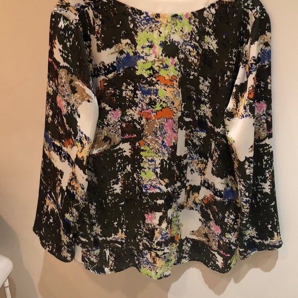 Blouse - Picture 2 of 3